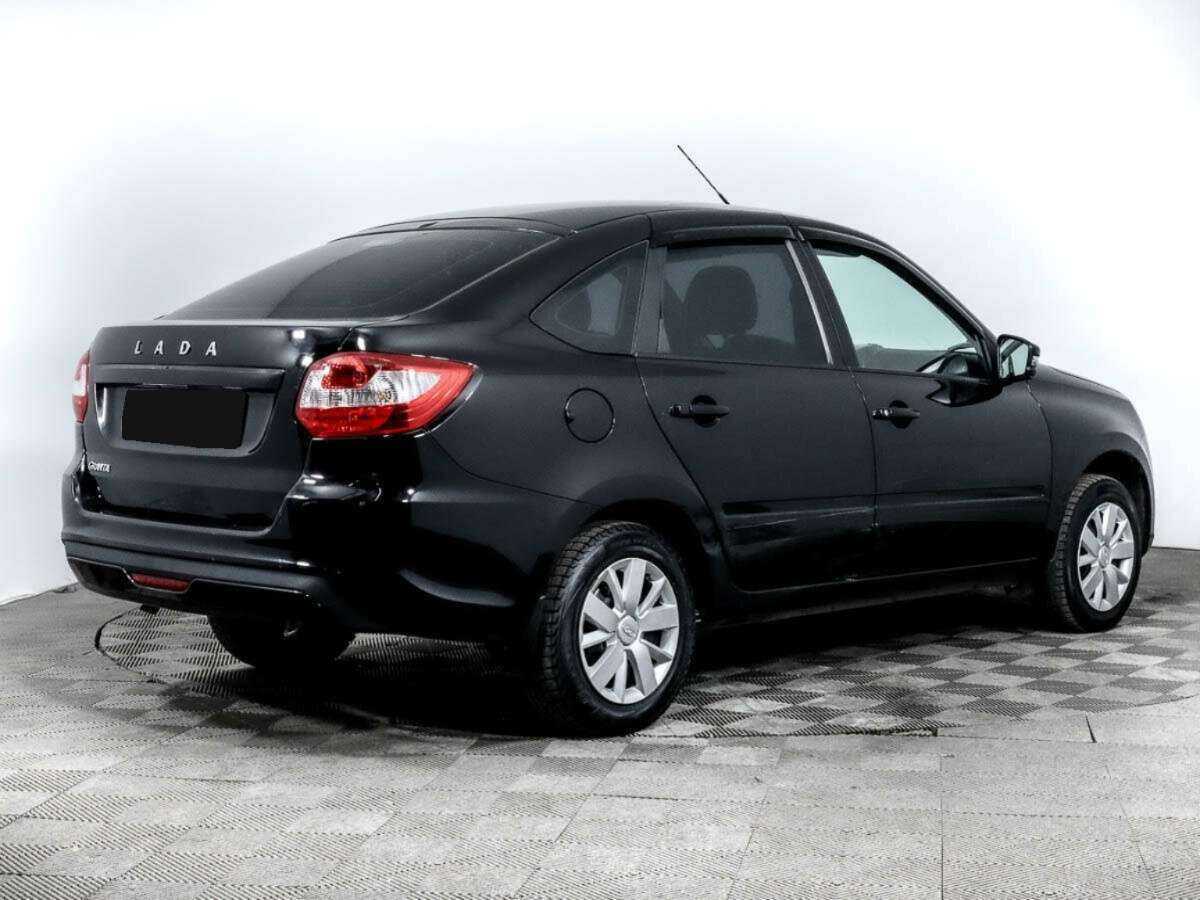 Lada (ВАЗ) Granta с пробегом — 2023 год. Фото: #3
