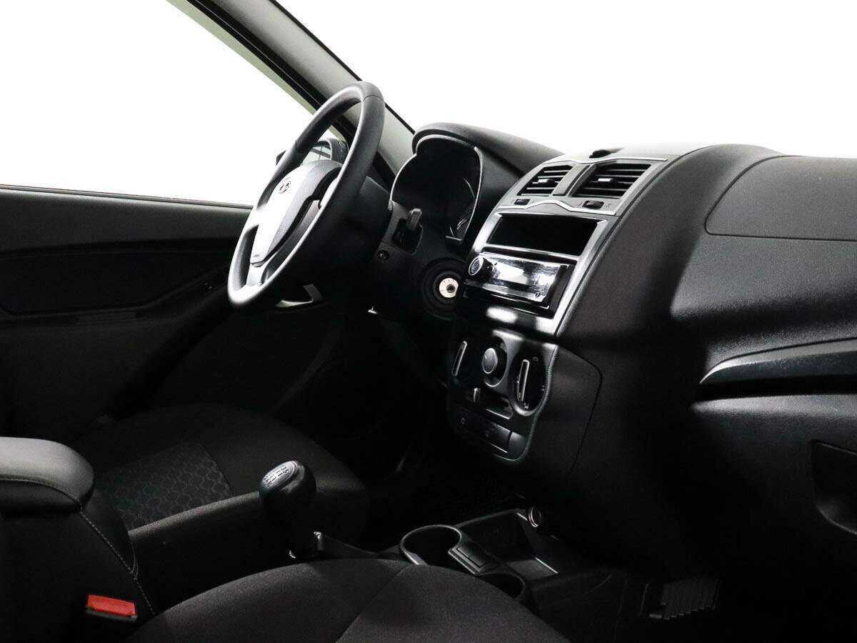 Lada (ВАЗ) Granta с пробегом — 2023 год. Фото: #6