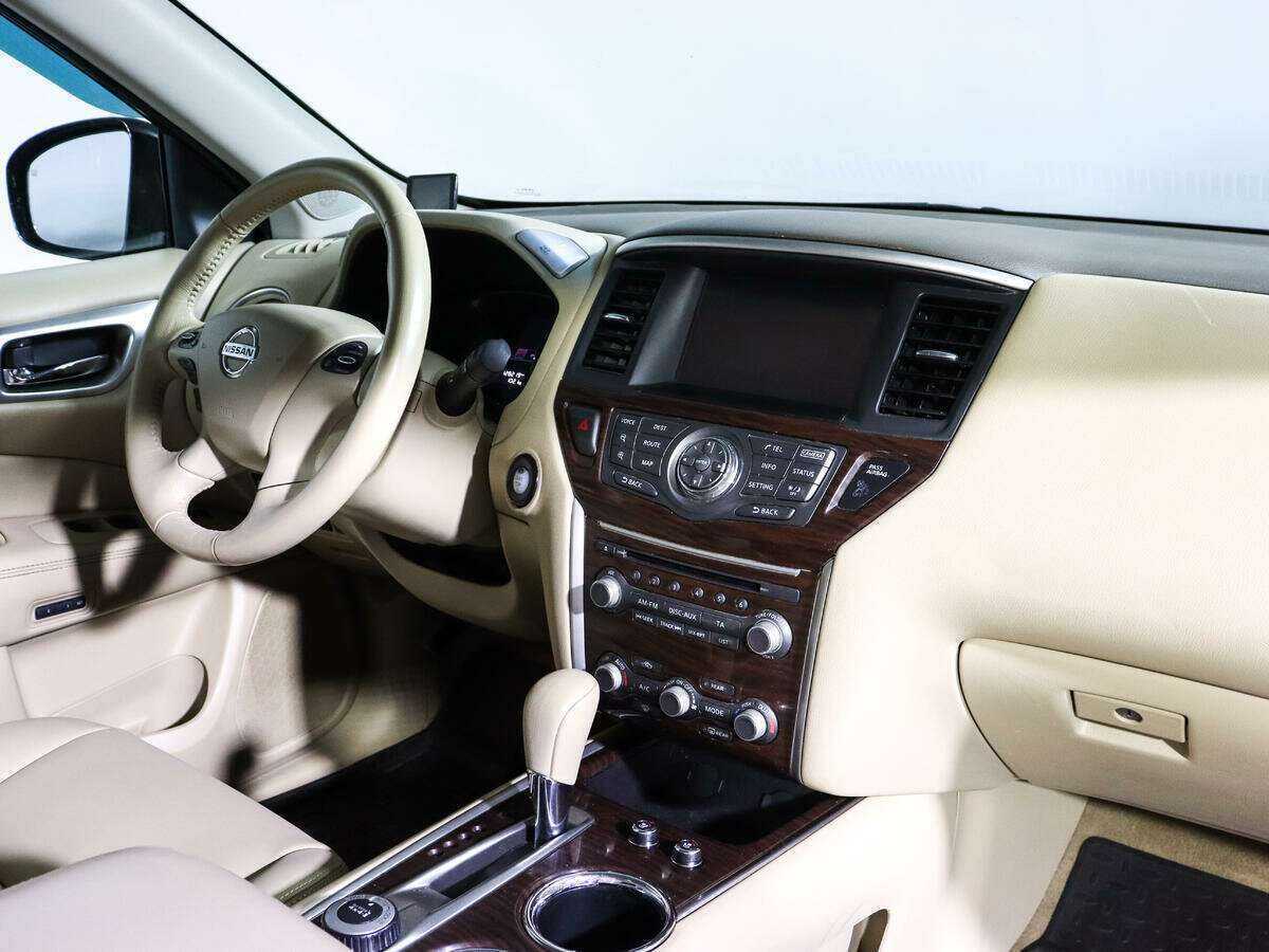 Nissan Pathfinder с пробегом — 2014 год. Фото: #6