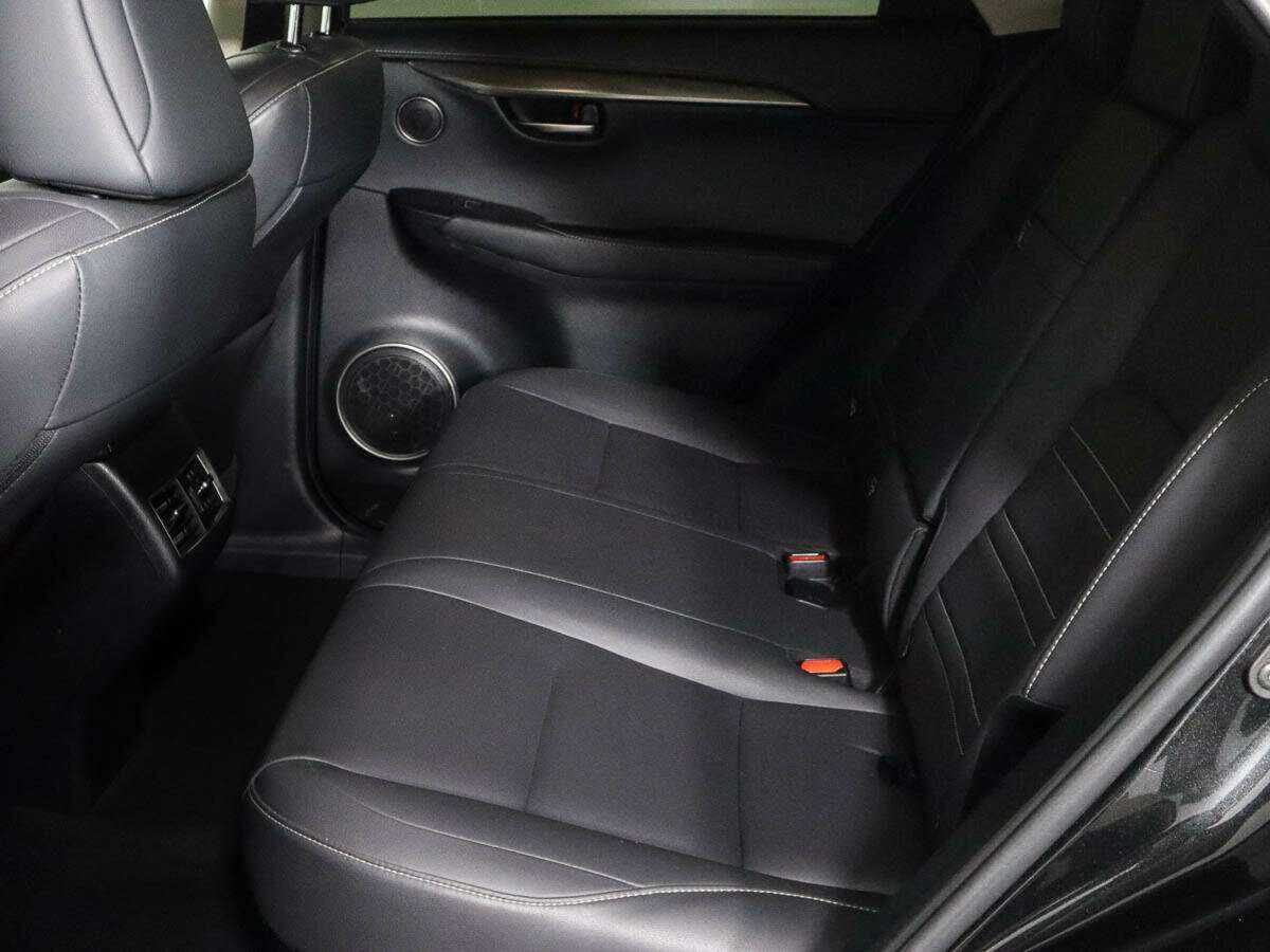 Lexus NX с пробегом — 2017 год. Фото: #6