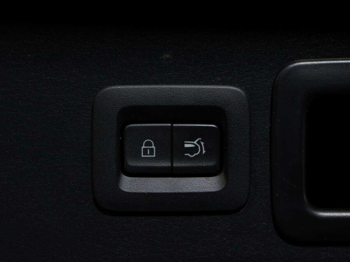 Mazda CX-30 с пробегом — 2021 год. Фото: #13