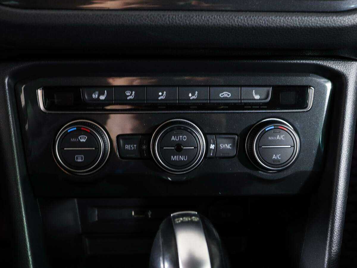 Volkswagen Tiguan с пробегом — 2017 год. Фото: #16