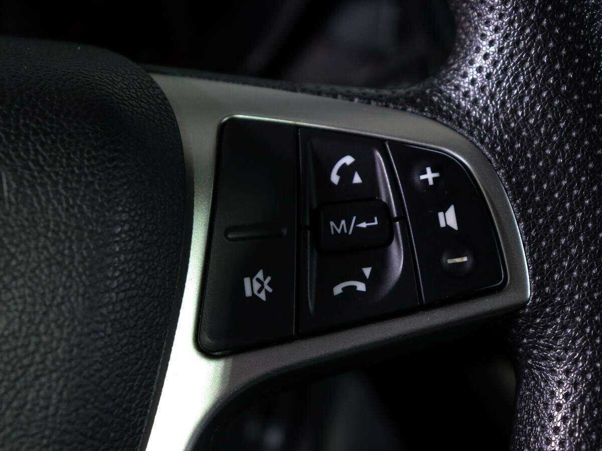 Lada (ВАЗ) Vesta с пробегом — 2019 год. Фото: #16