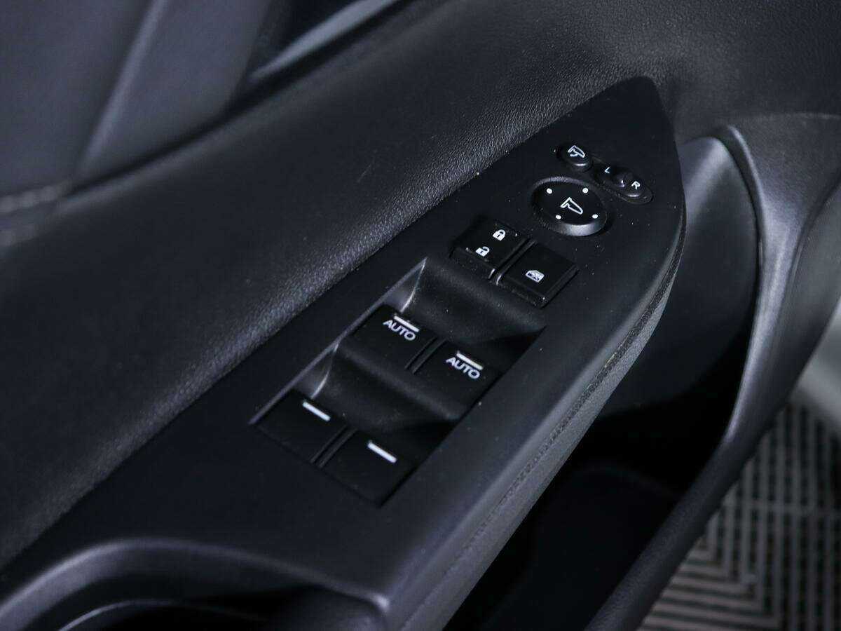 Honda Accord с пробегом — 2013 год. Фото: #13