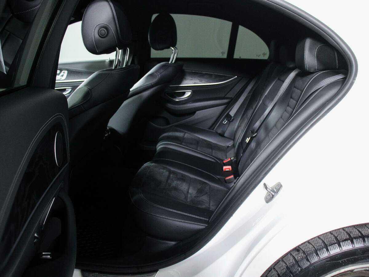 Mercedes-Benz E-Класс с пробегом — 2017 год. Фото: #6