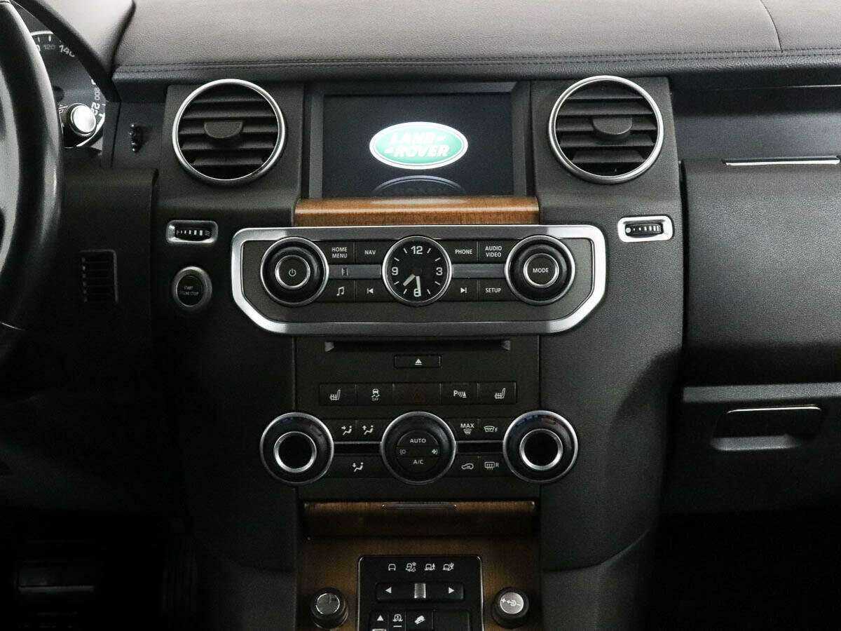 Land Rover Discovery с пробегом — 2015 год. Фото: #8