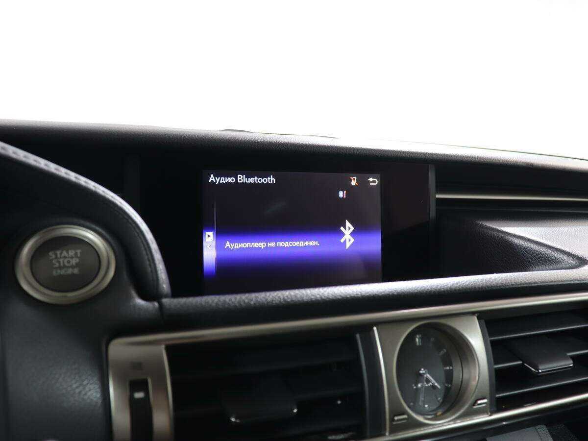 Lexus IS с пробегом — 2015 год. Фото: #20