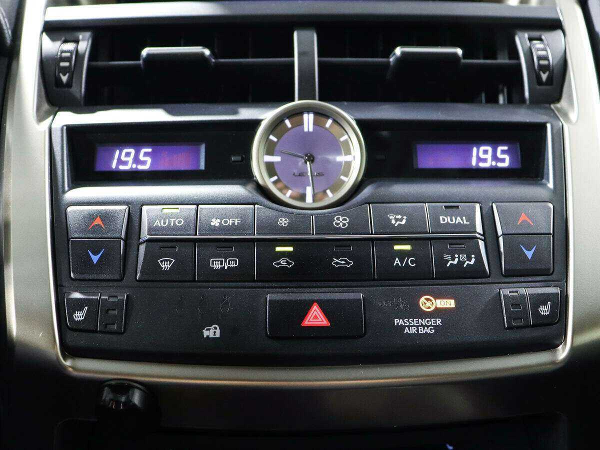 Lexus NX с пробегом — 2017 год. Фото: #17