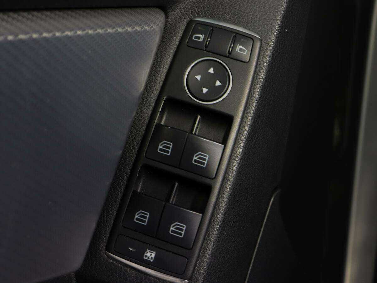 Mercedes-Benz GLK-Класс с пробегом — 2012 год. Фото: #16