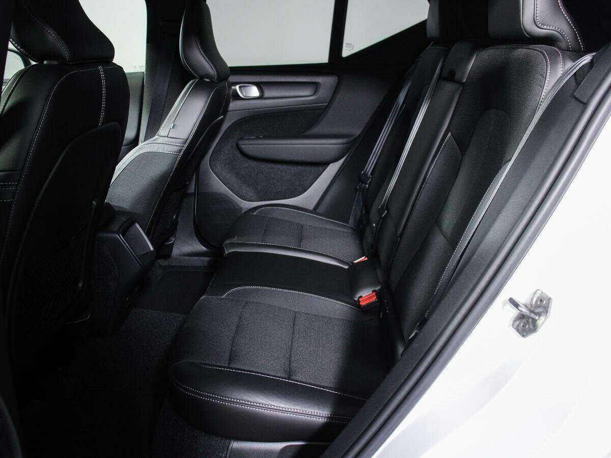 Volvo XC40 с пробегом — 2019 год. Фото: #9