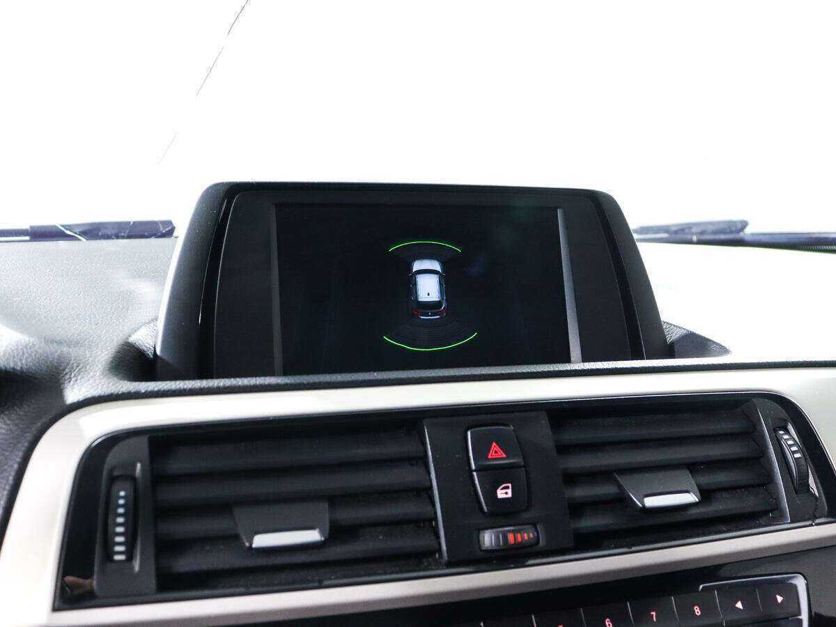 BMW 1 серии с пробегом — 2018 год. Фото: #14