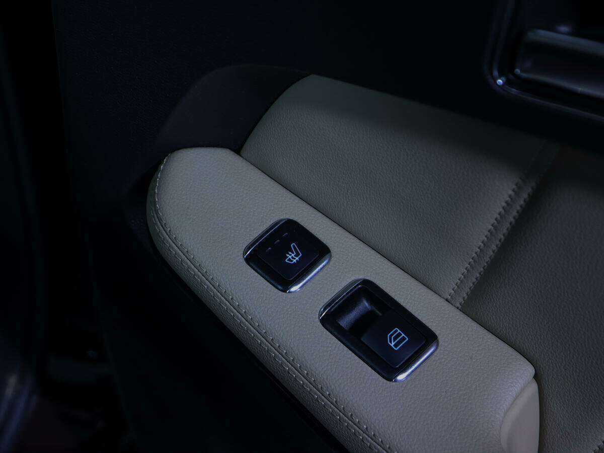 Mercedes-Benz E-Класс с пробегом — 2012 год. Фото: #13