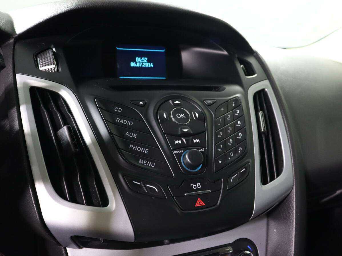 Ford Focus с пробегом — 2014 год. Фото: #14