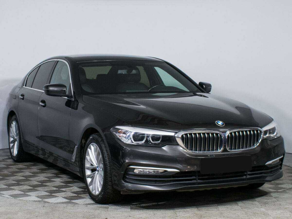 BMW 5 серии с пробегом — 2018 год. Фото: #2