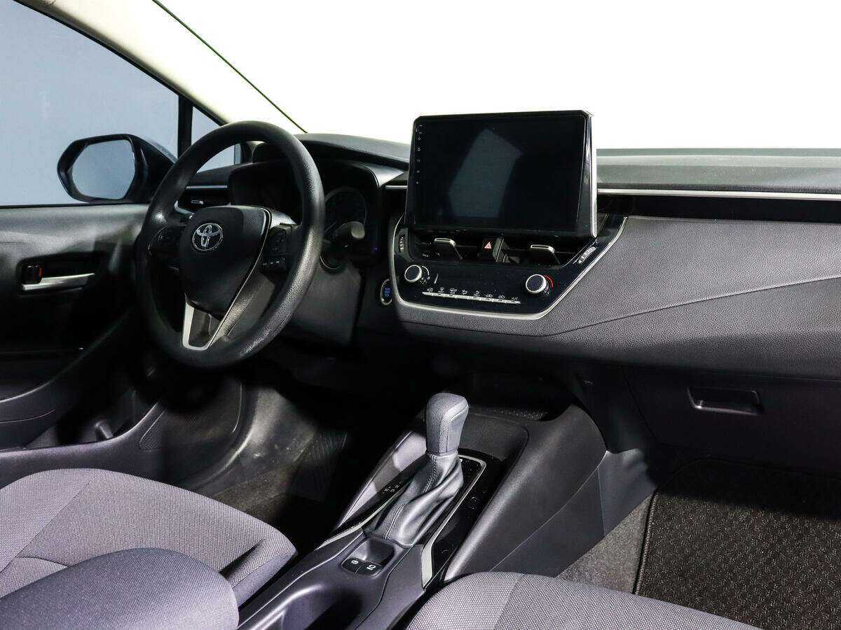 Toyota Corolla с пробегом — 2022 год. Фото: #6