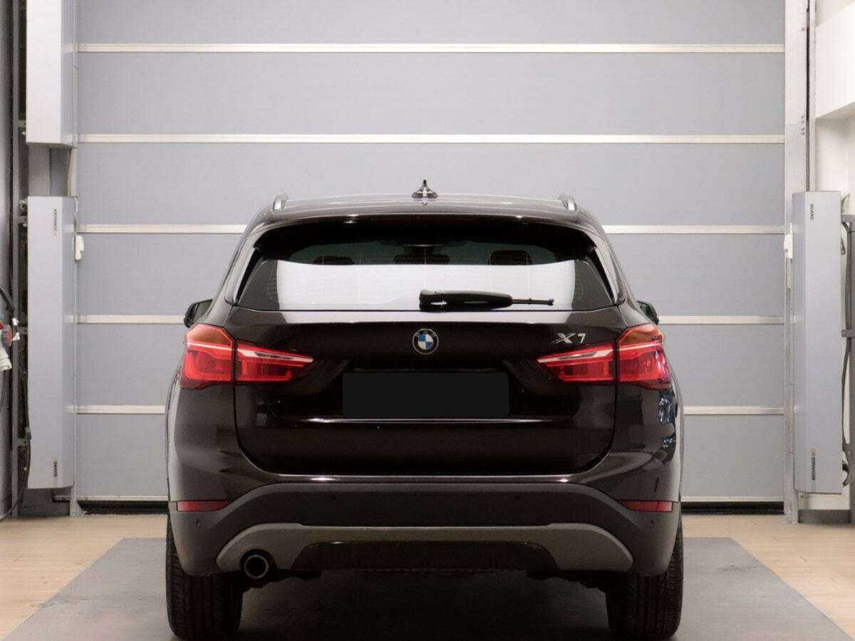 BMW X1 с пробегом — 2017 год. Фото: #4
