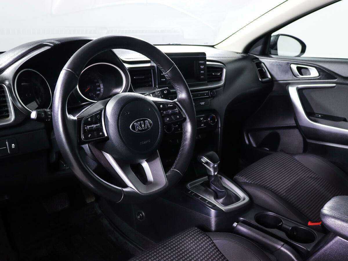 Kia Ceed с пробегом — 2019 год. Фото: #11