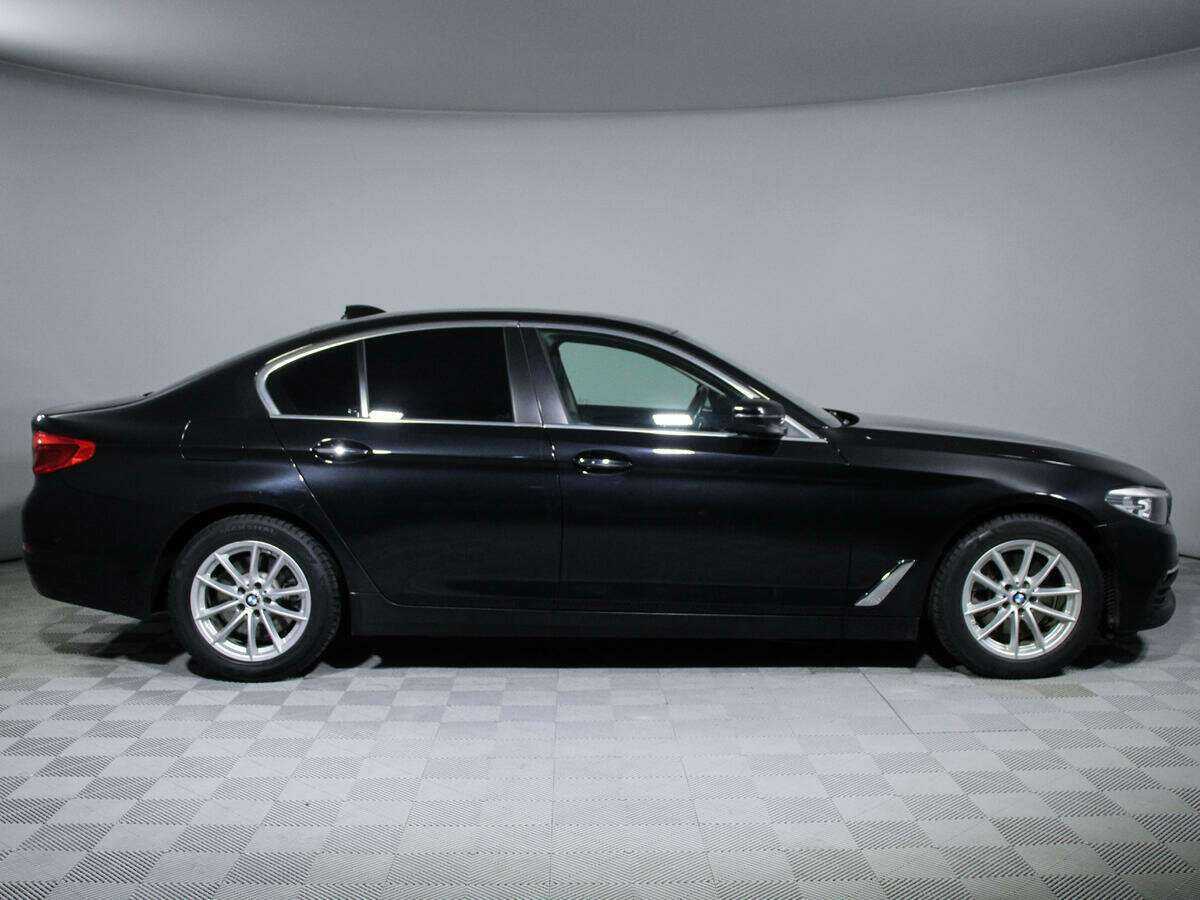 BMW 5 серии с пробегом — 2017 год. Фото: #3