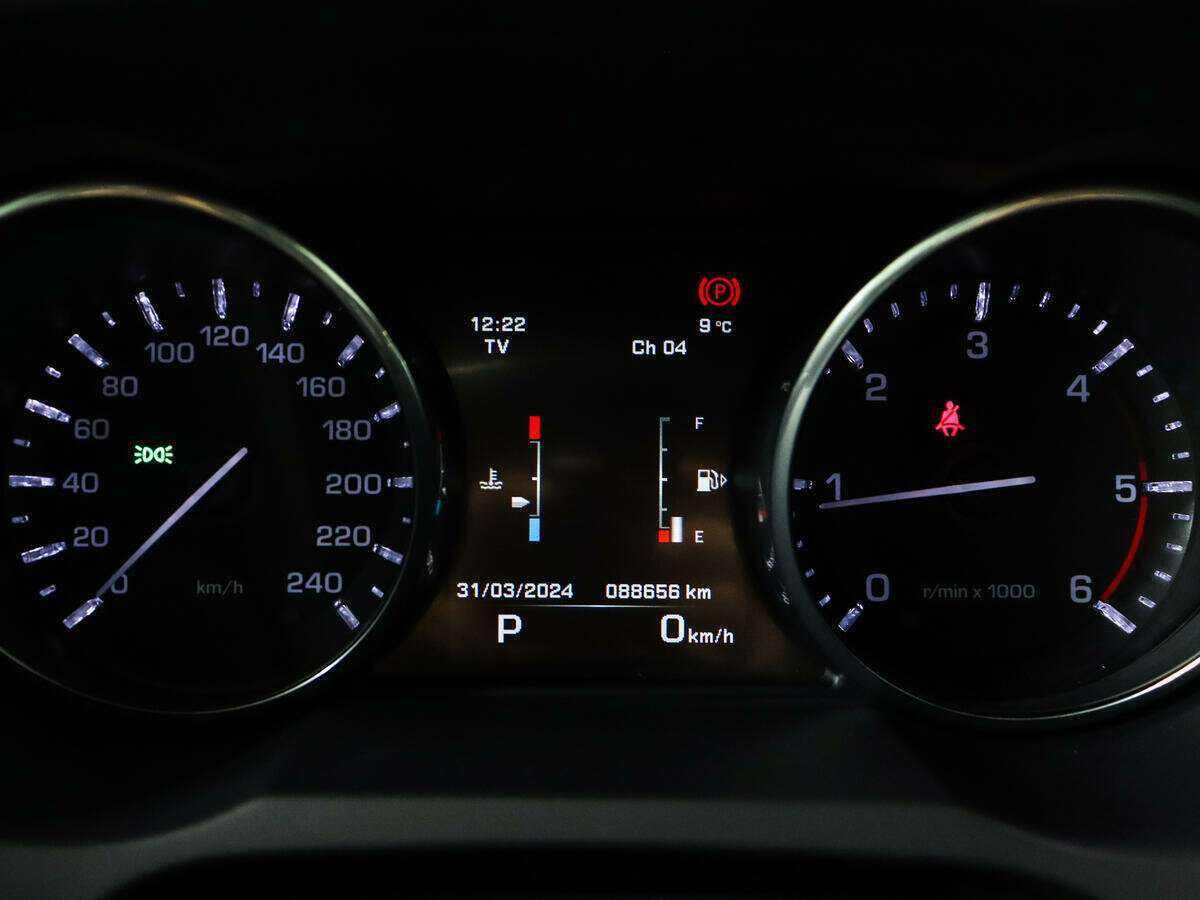 Land Rover Range Rover Evoque с пробегом — 2015 год. Фото: #7