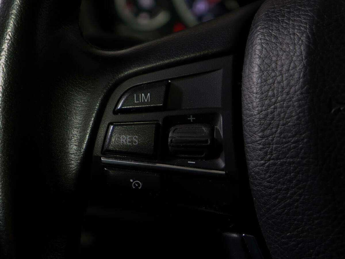 BMW 5 серии с пробегом — 2015 год. Фото: #17