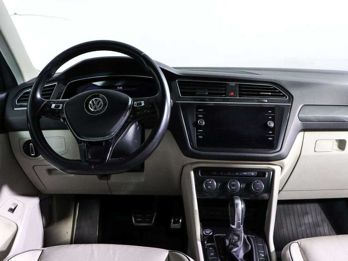 Volkswagen Tiguan с пробегом — 2018 год. Фото: #11