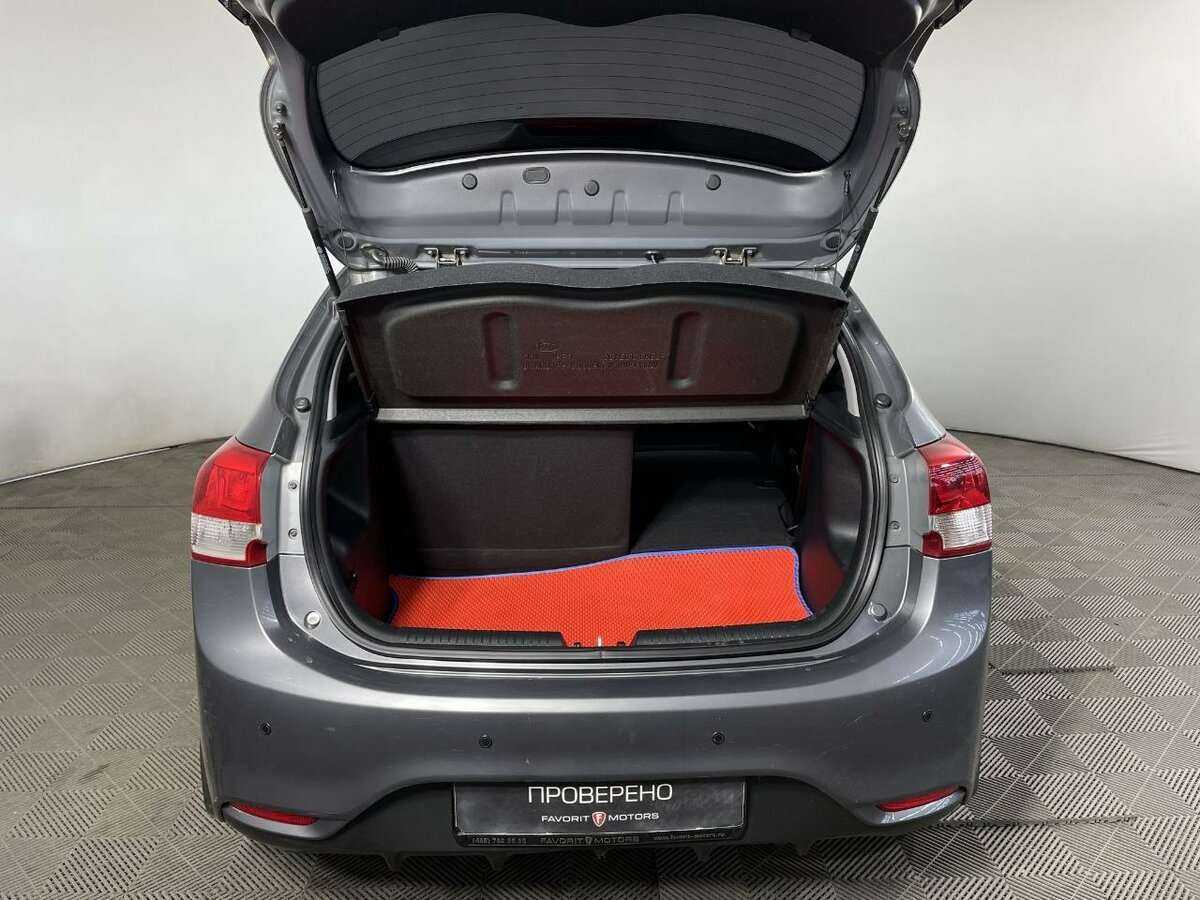 Kia Rio с пробегом — 2016 год. Фото: #17