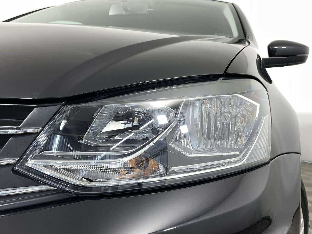 Volkswagen Polo с пробегом — 2019 год. Фото: #14