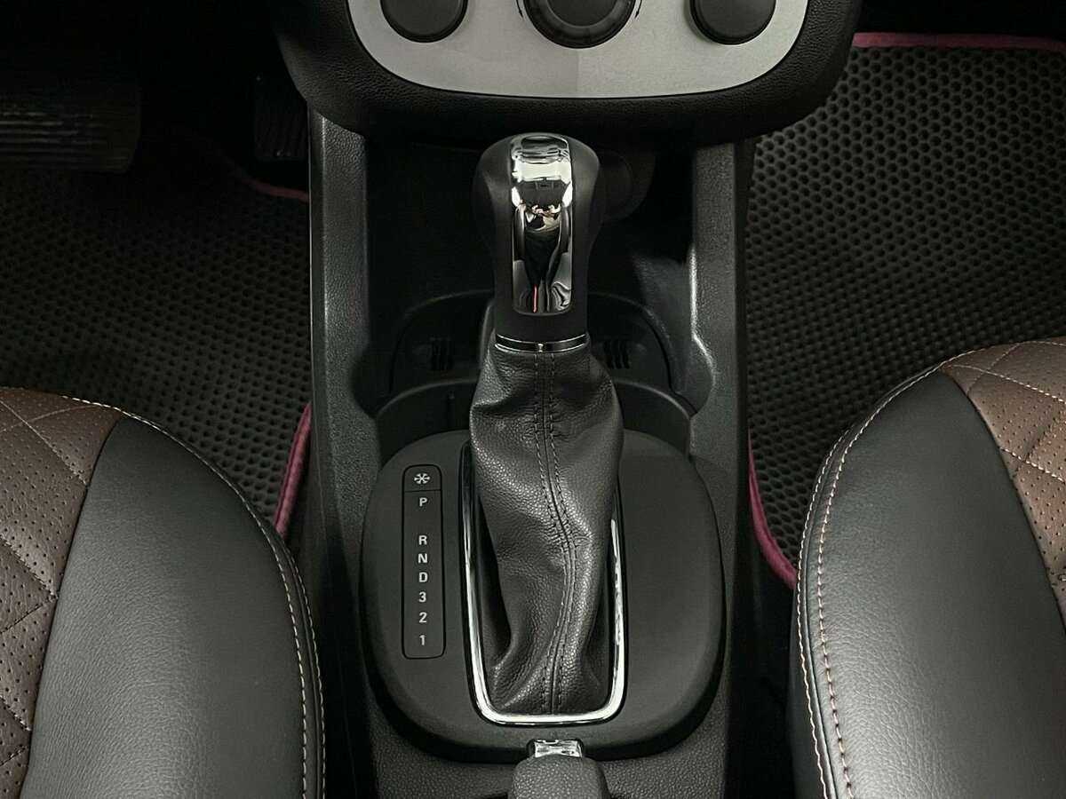 Opel Corsa с пробегом — 2013 год. Фото: #12