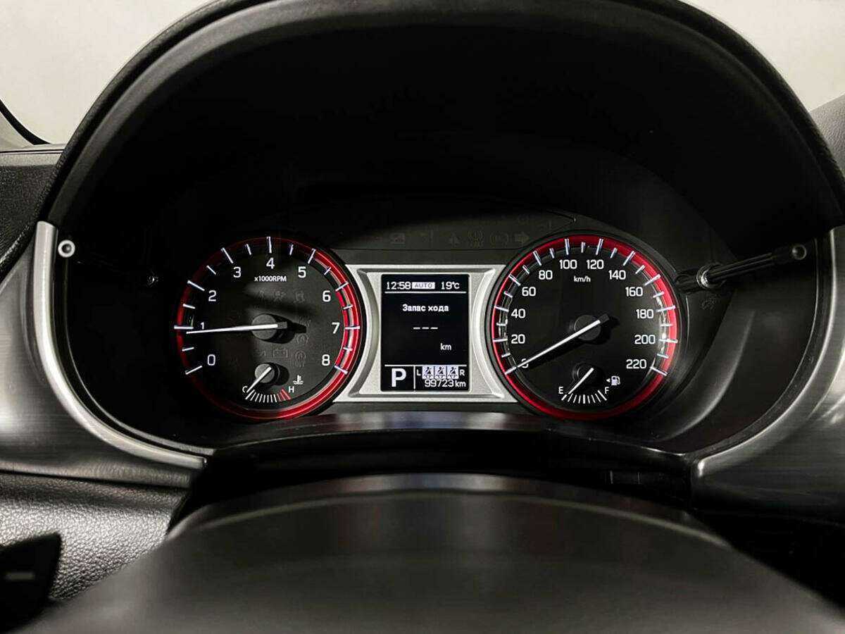 Suzuki Vitara с пробегом — 2017 год. Фото: #9