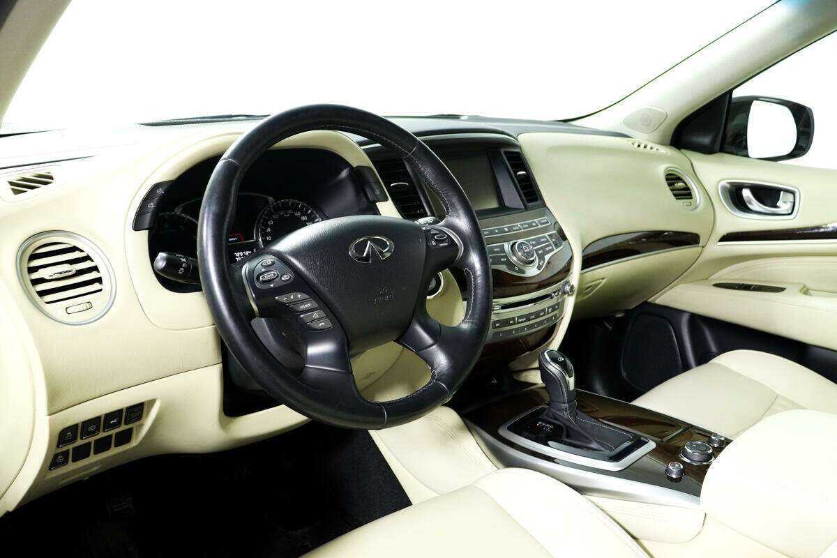 Infiniti QX60 с пробегом — 2018 год. Фото: #12