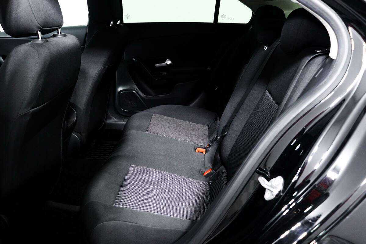 Mercedes-Benz A-Класс с пробегом — 2019 год. Фото: #11