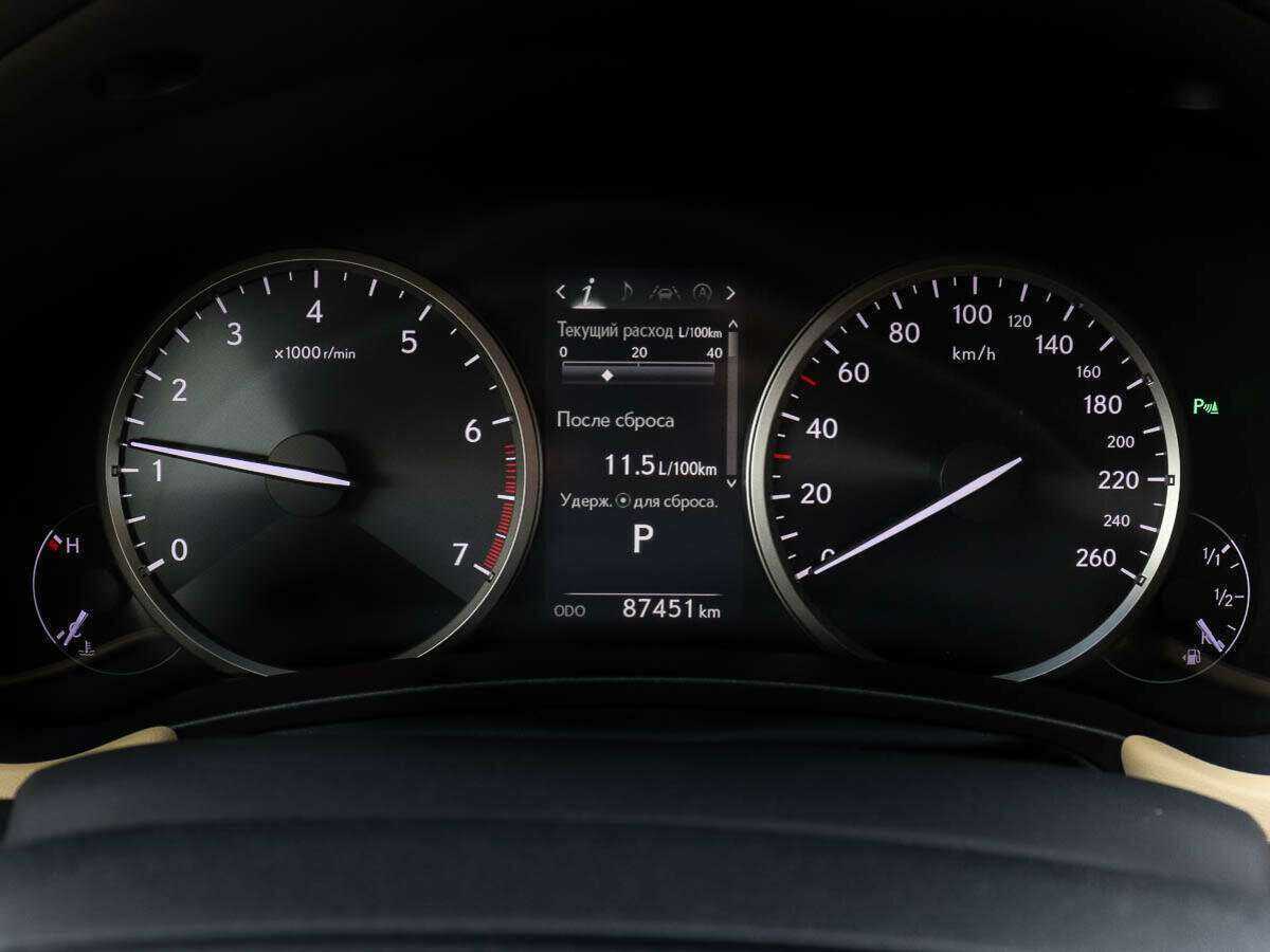 Lexus NX с пробегом — 2017 год. Фото: #8