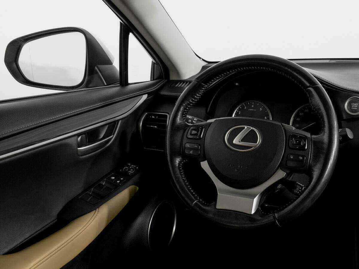 Lexus NX с пробегом — 2015 год. Фото: #15