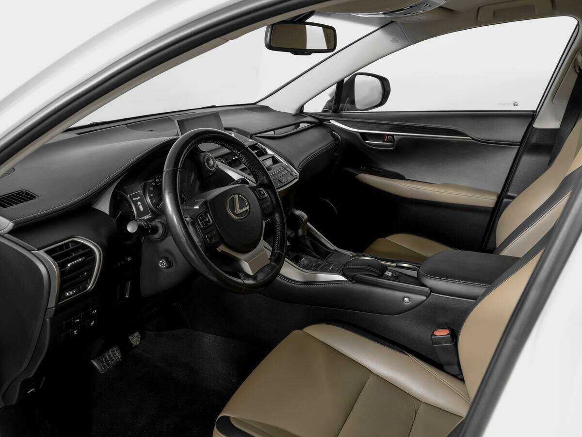 Lexus NX с пробегом — 2015 год. Фото: #16