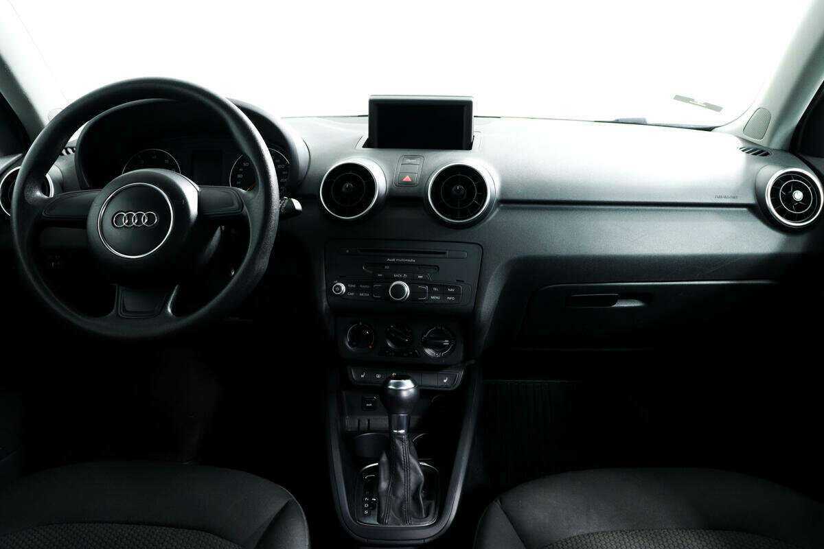 Audi A1 с пробегом — 2012 год. Фото: #10