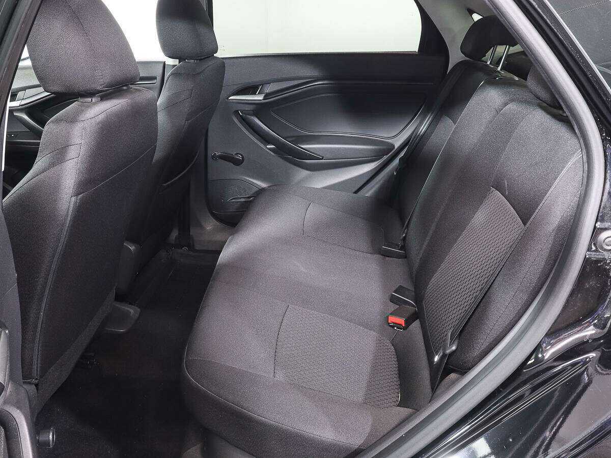 Lada (ВАЗ) Vesta с пробегом — 2020 год. Фото: #9