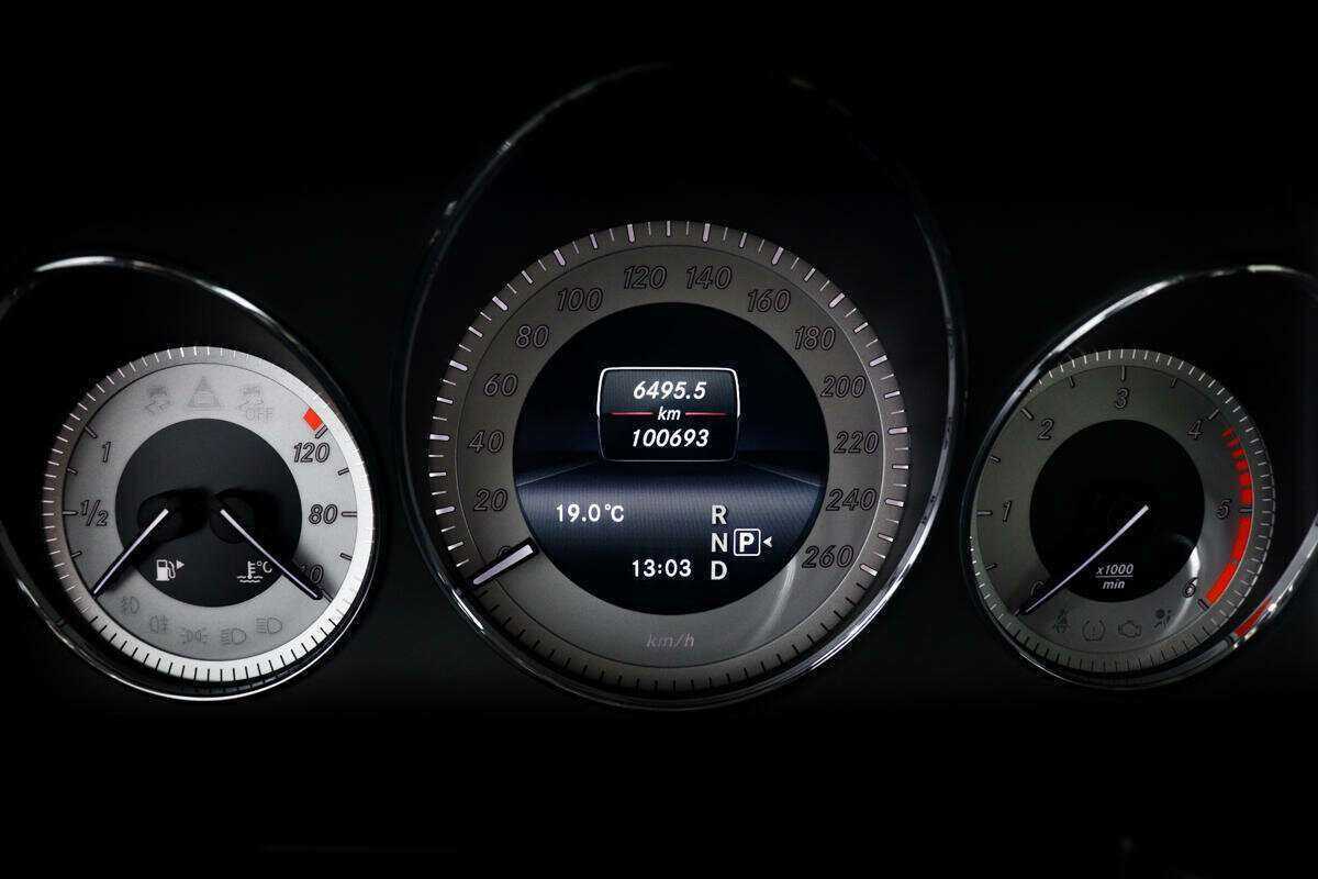 Mercedes-Benz GLK-Класс с пробегом — 2015 год. Фото: #9