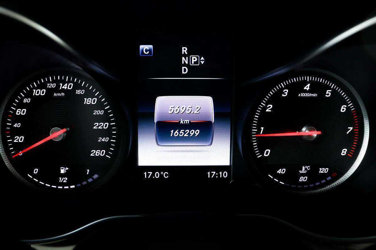 Mercedes-Benz C-Класс с пробегом — 2015 год. Фото: #9