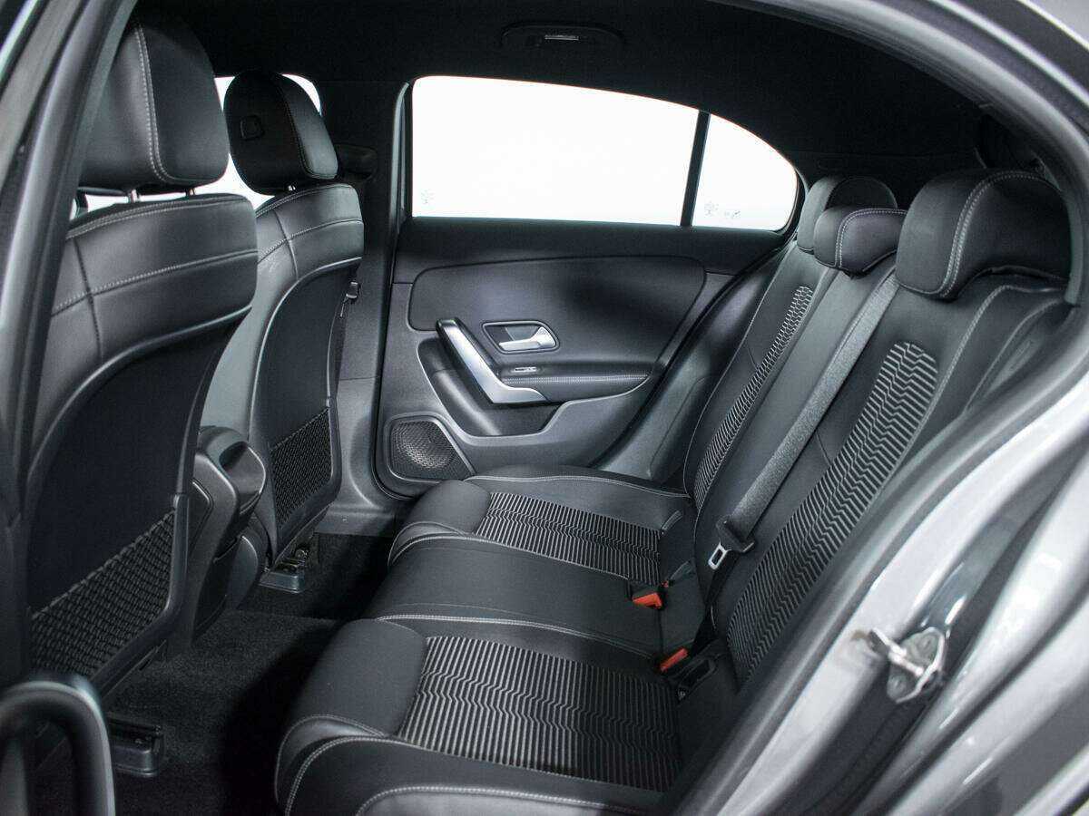 Mercedes-Benz A-Класс с пробегом — 2019 год. Фото: #9