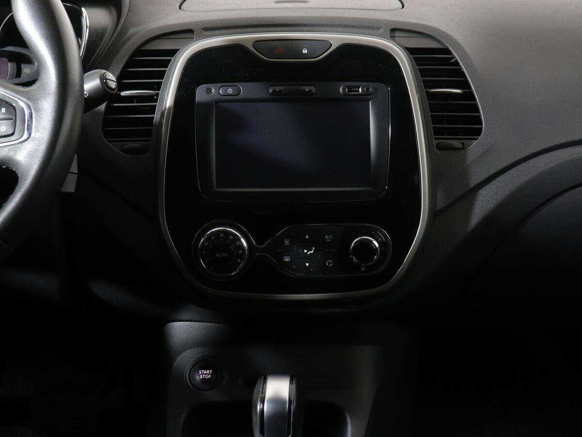 Renault Kaptur с пробегом — 2016 год. Фото: #11