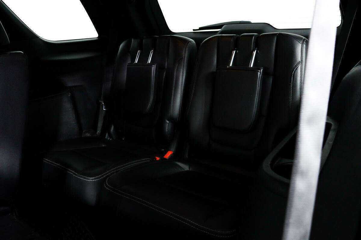 Ford Explorer с пробегом — 2018 год. Фото: #13