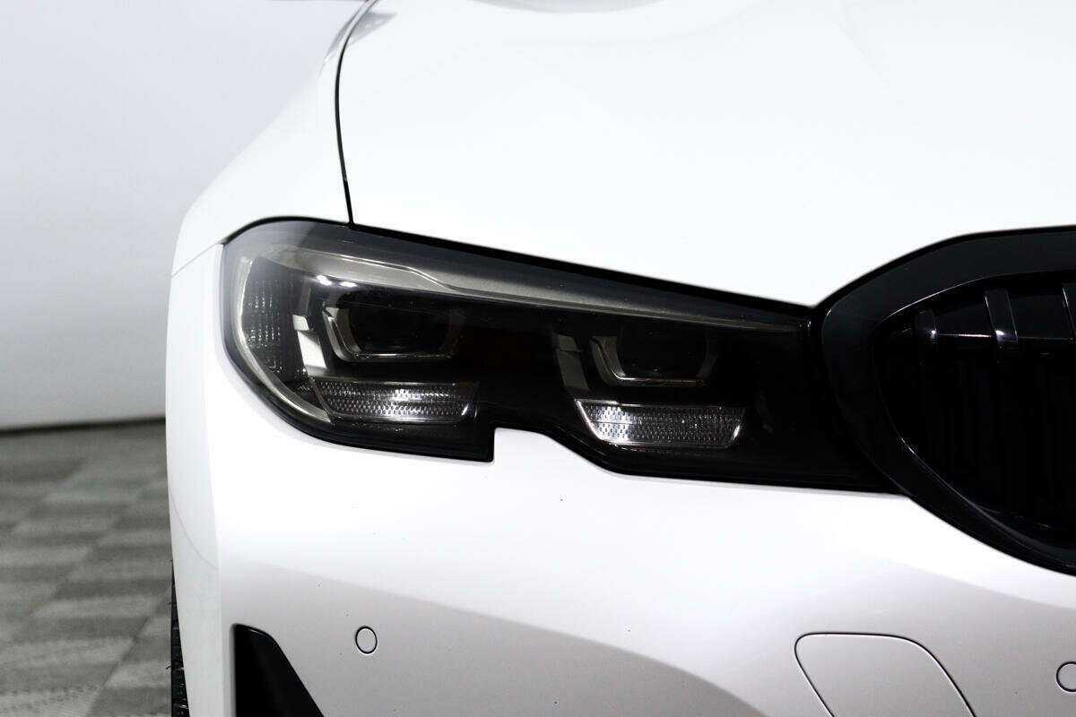 BMW 3 серии с пробегом — 2019 год. Фото: #13