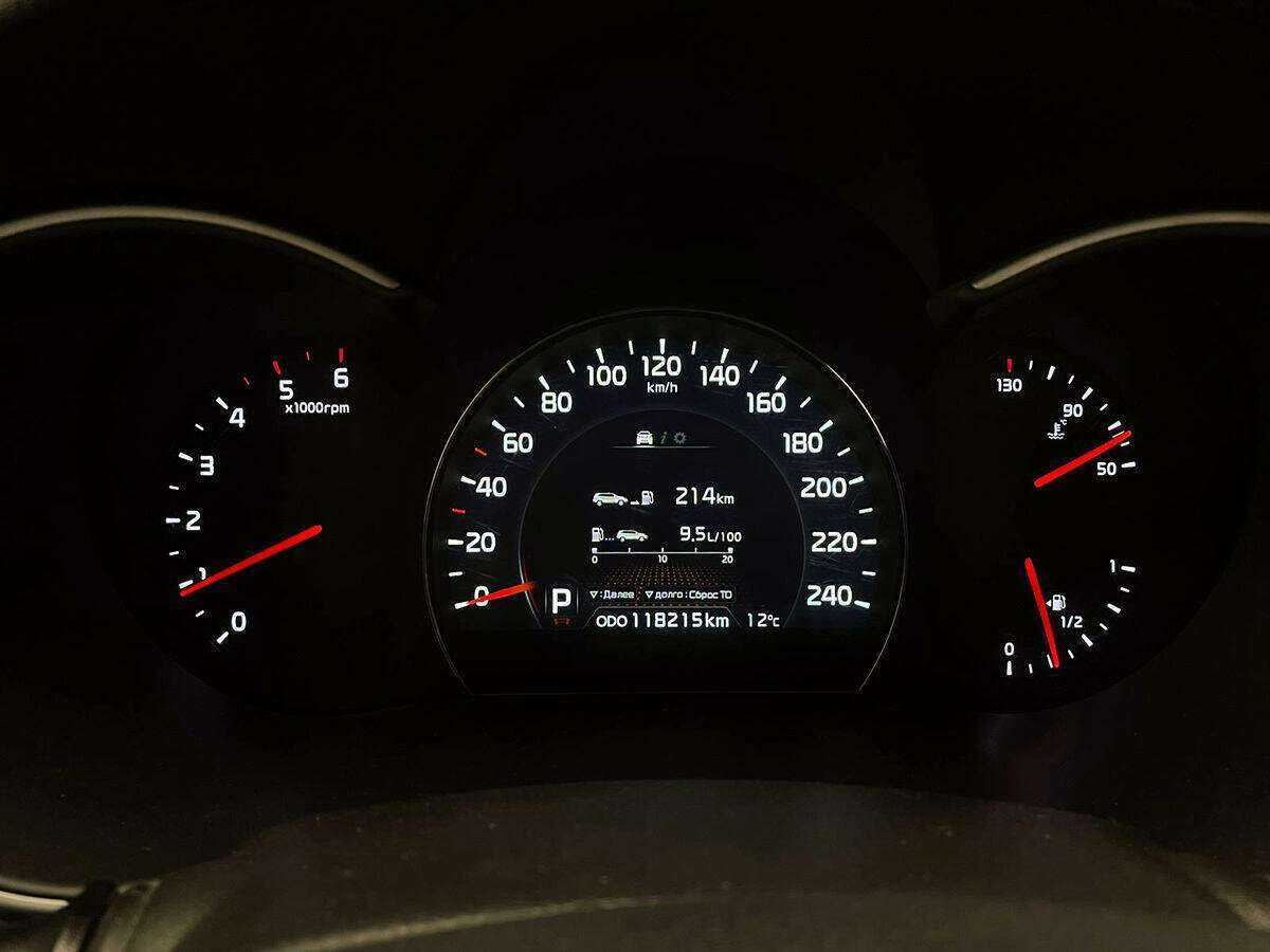 Kia Sorento с пробегом — 2015 год. Фото: #19