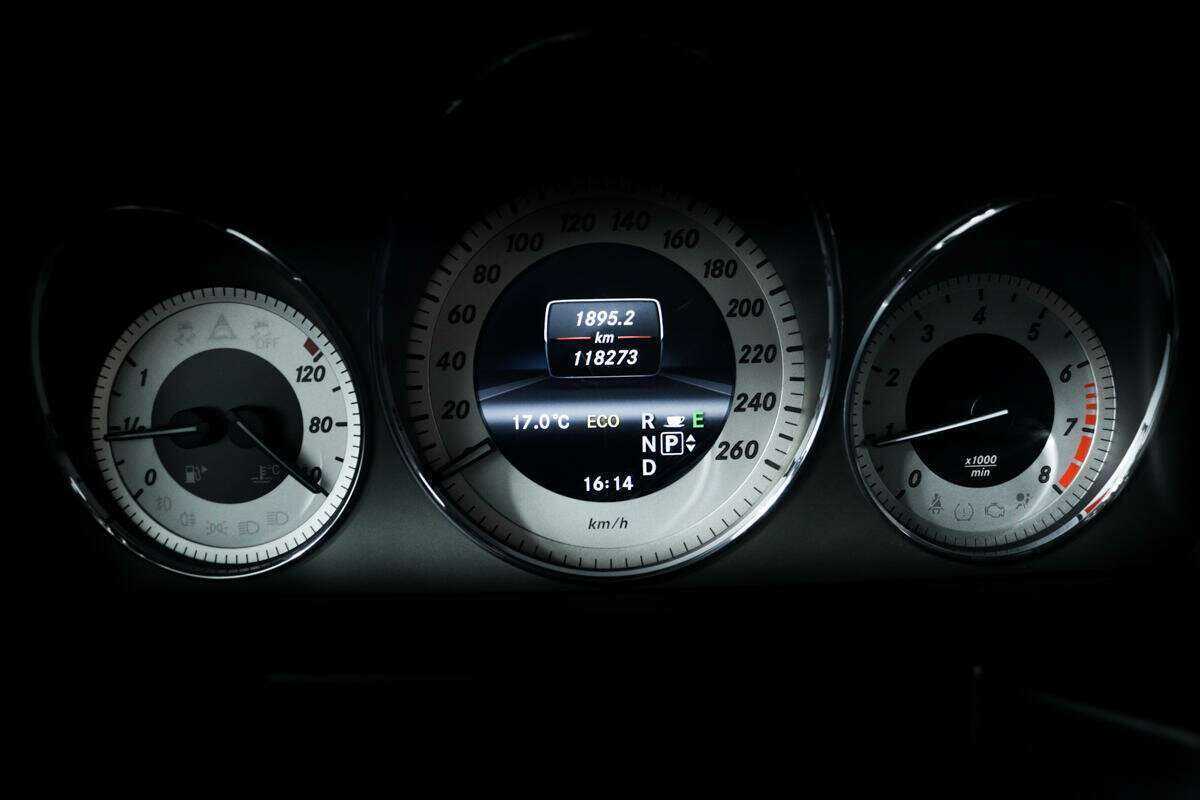 Mercedes-Benz GLK-Класс с пробегом — 2012 год. Фото: #8