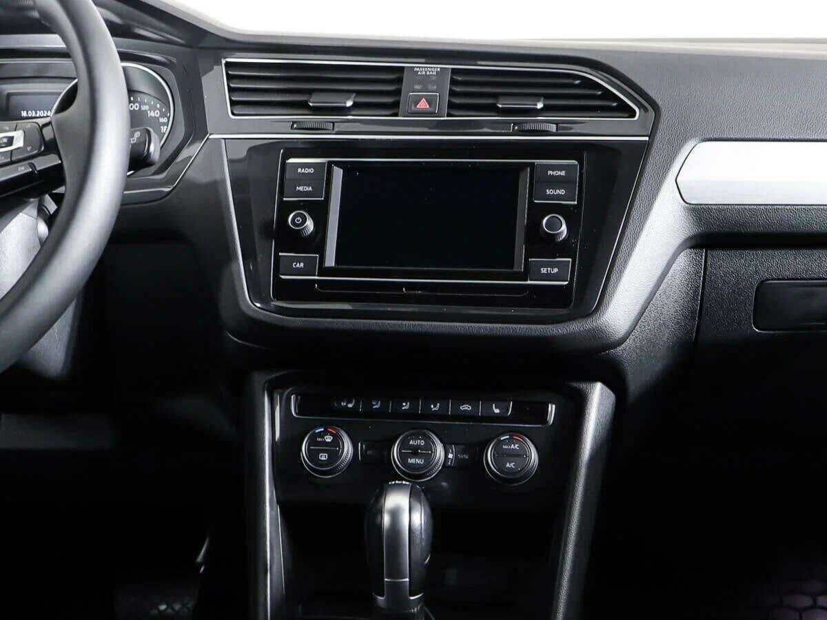 Volkswagen Tiguan с пробегом — 2017 год. Фото: #12