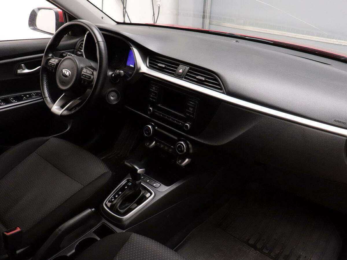 Kia Rio с пробегом — 2020 год. Фото: #6