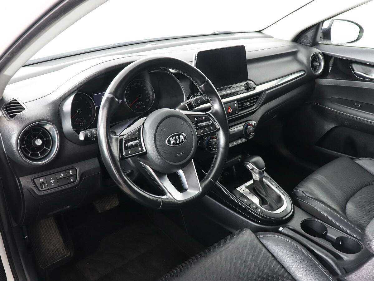 Kia Cerato с пробегом — 2018 год. Фото: #8