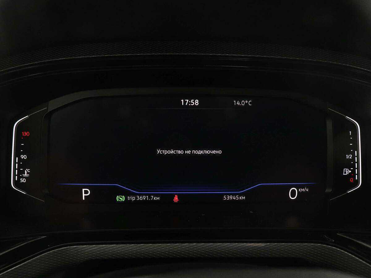 Volkswagen Polo с пробегом — 2021 год. Фото: #10