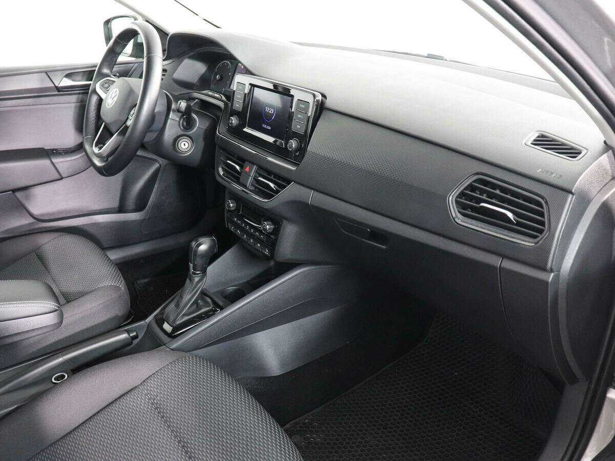 Volkswagen Polo с пробегом — 2021 год. Фото: #9