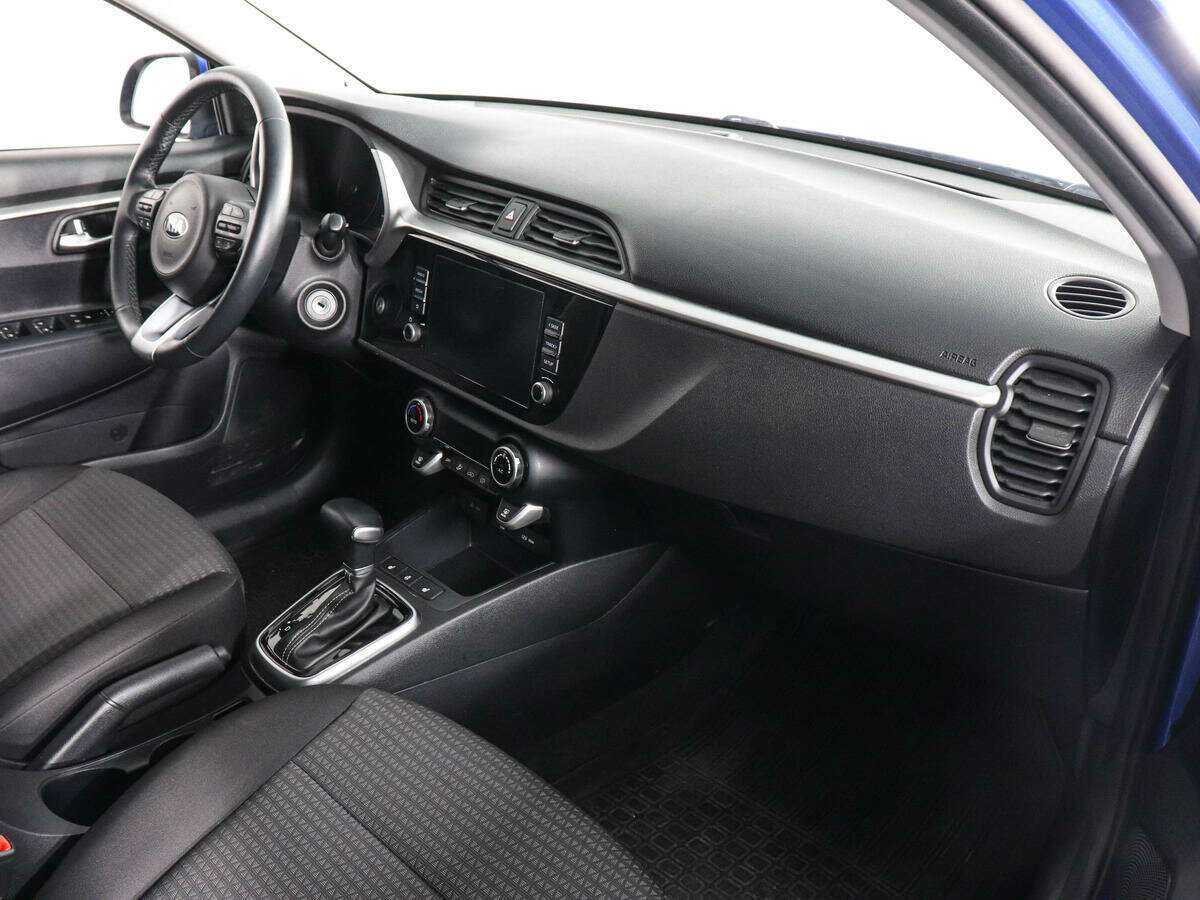 Kia Rio с пробегом — 2020 год. Фото: #9